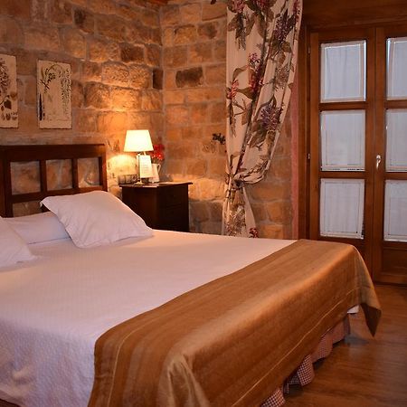 קינטנאר דה לה סיירה Posada Las Mayas מראה חיצוני תמונה